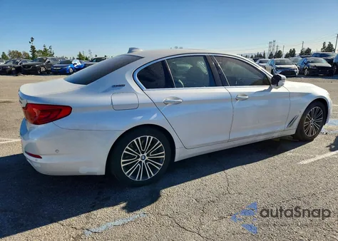 2018 BMW 530E z USA, uszkodzony, nr VIN WBAJA9C5XJB249910